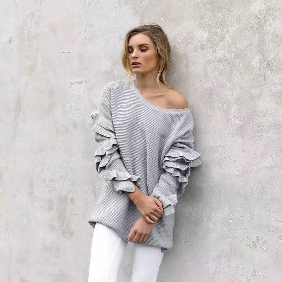 Gray Ruffled Sleeve Knit One Size Sweater - Picture 2 of 8